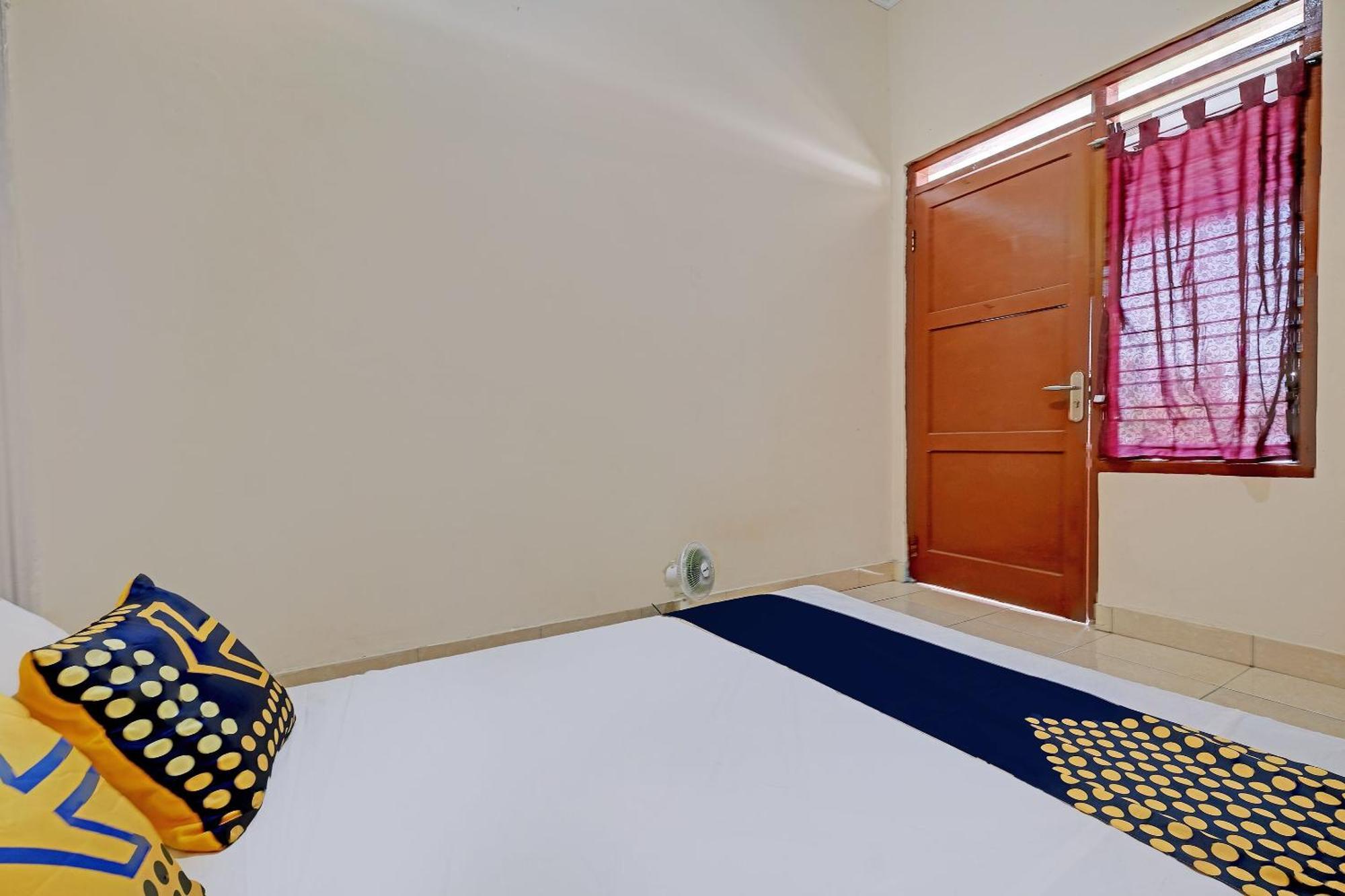 Spot On 92934 Nusantara Syariah Yogyakarta Exterior photo